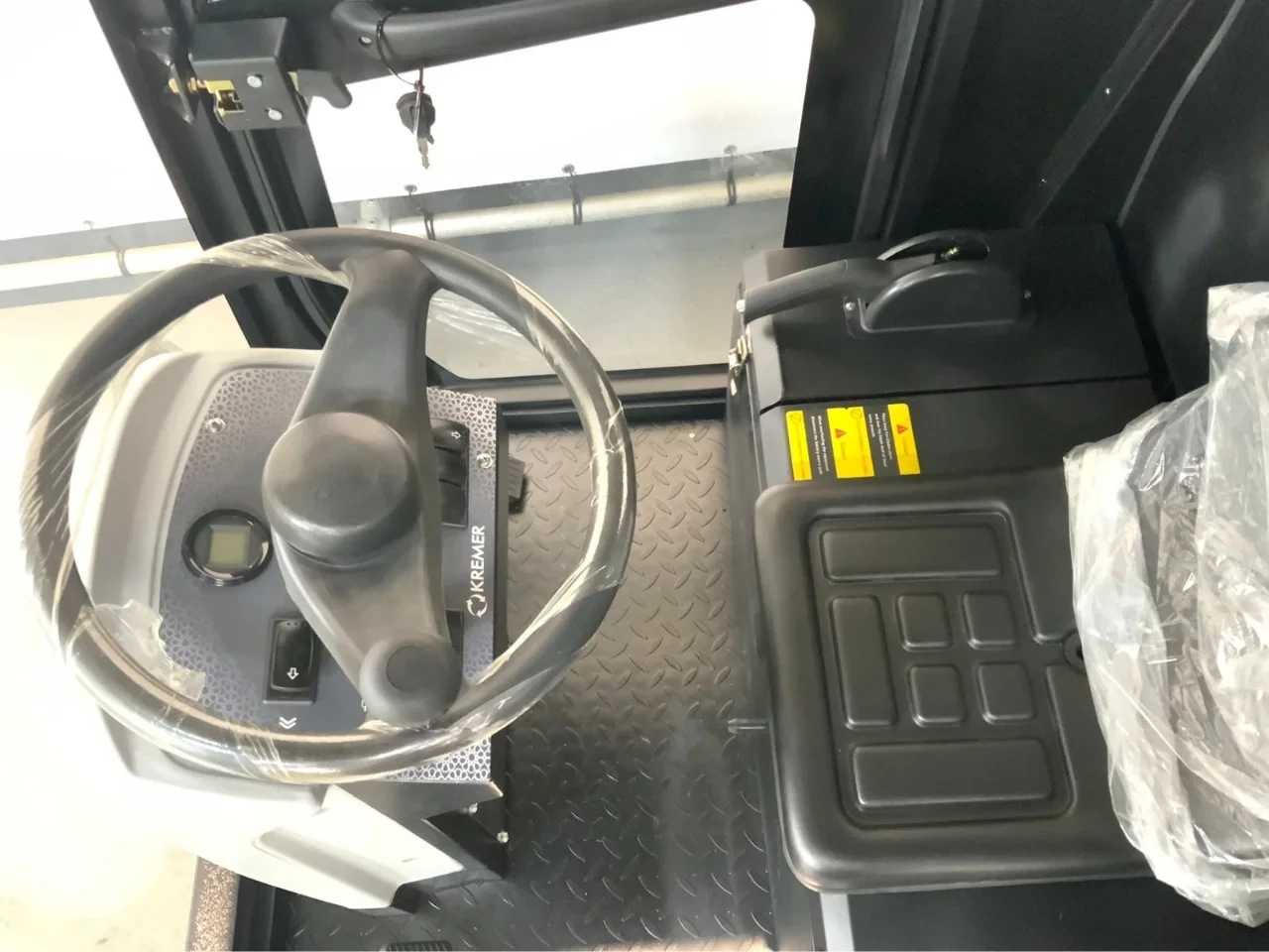 Kremer 2026 - KRS 100 veegmachine met cabine afbeelding 18