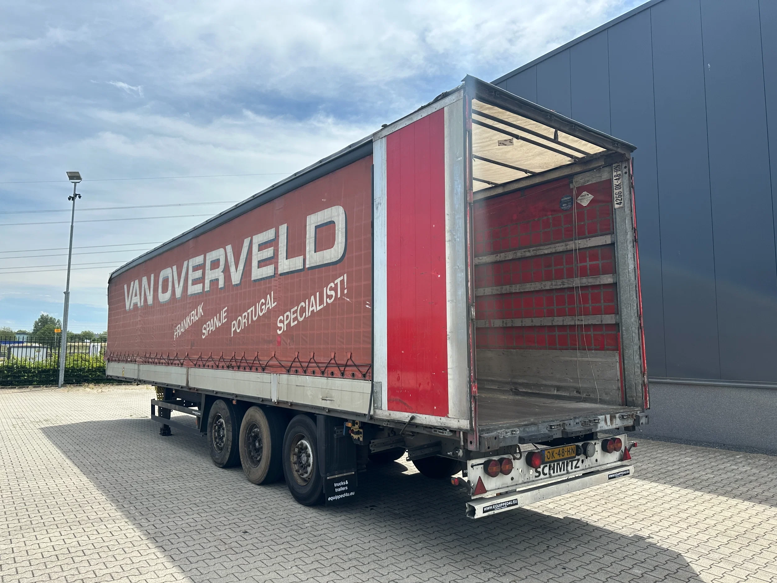 Schmitz Cargobull 2008 - Bordwände / SAF + Scheibebremsen / 2x Liftachse / galvanisiert / Innenhöhe: 2.80m / NL-Auflieger, 2x vorhanden afbeelding 8