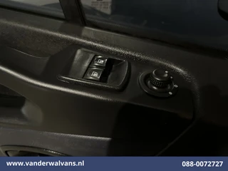 Opel Vivaro 2015 - 1.6 CDTI 120pk L2H1 Airco | Imperiaal | Trekhaak | LED | Cruisecontrol | Sidebars afbeelding 17