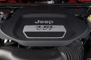 Jeep Wrangler 2013 - 3.6i V6 4x4 Aut. SAHARA / Hardtop en Softtop / Trekgew 2.000 KG imagen 26