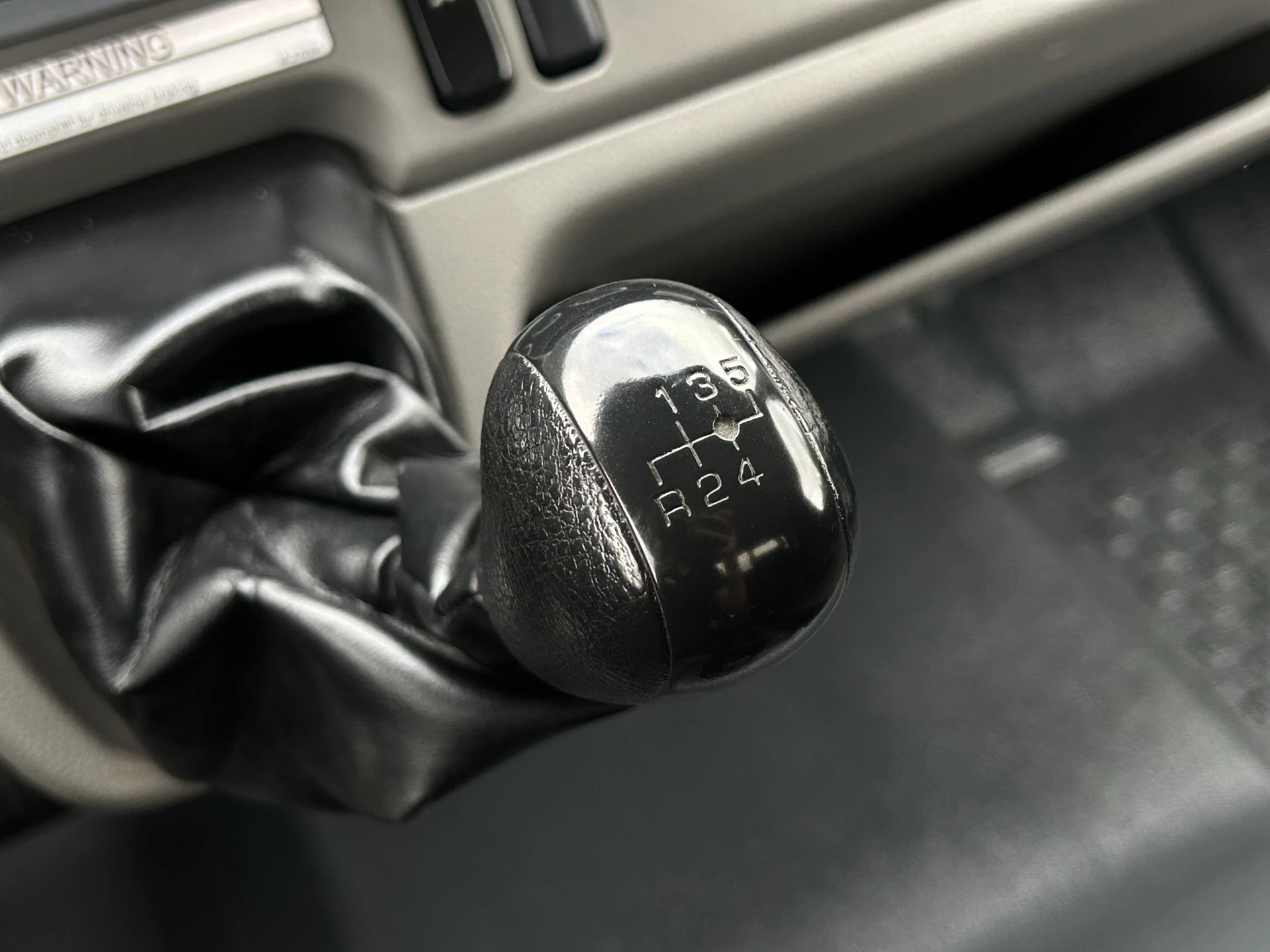 FUSO Canter 2017 - 7C15 EURO 6 / SCHUIFZIJLEN / 1e EIGENAAR / 62.654 KM !! / AIRCO / 4.155 KG LAADVERMOGEN / 3-ZITS obrázek 12