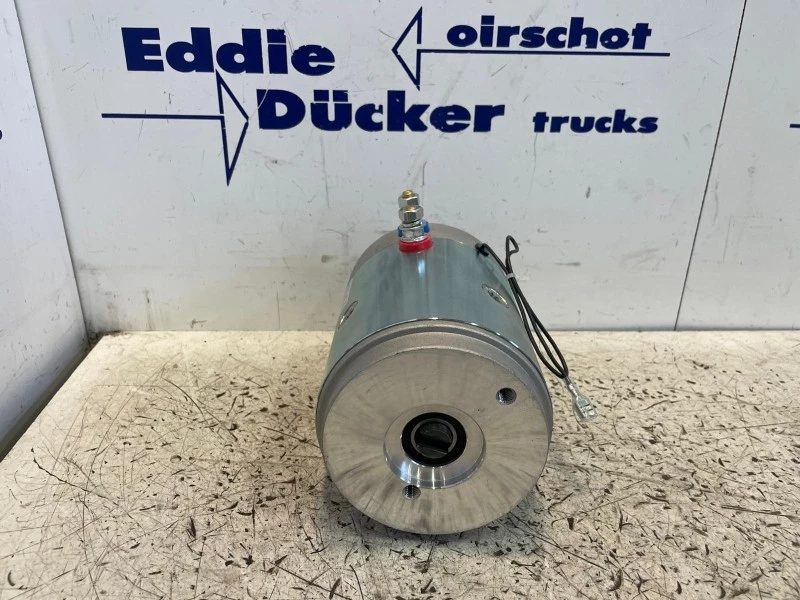 Diverse - 2001177H HACO TAIL LIFT MOTOR 2.0KW 12V 235A (NEW) obrázek 4