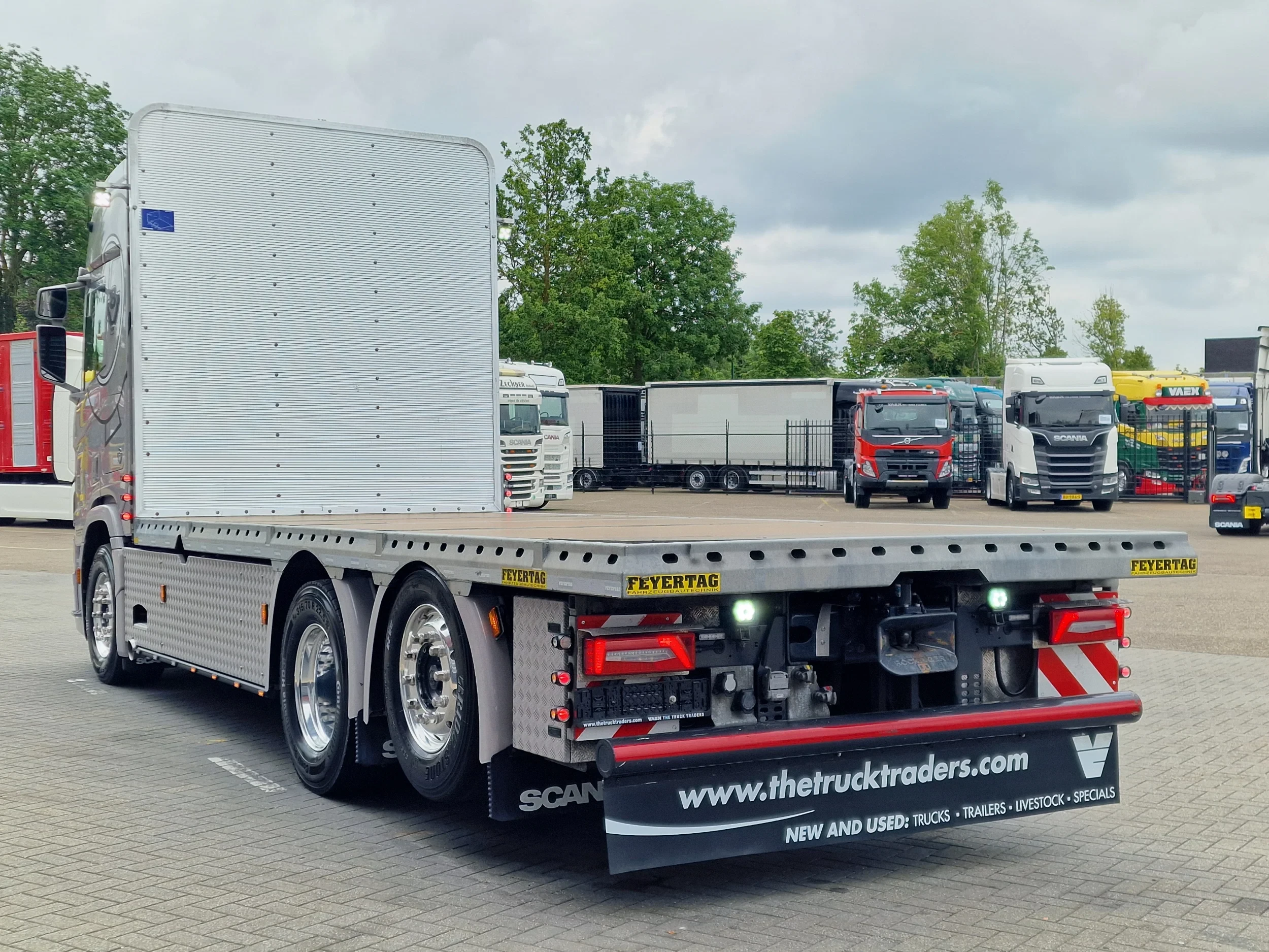 Scania R 2024 - R660 V8 NGS retarder - full air - WB435 - alcoa - steering axle afbeelding 10