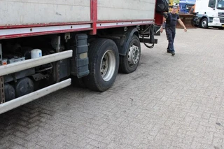 Mercedes-Benz Axor 2010 - N/A image 9