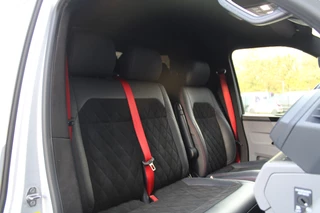 Volkswagen Transporter 2021 - 2.0 TDI L2H1 28 Bulli 150pk - 20 Inch - Camera - Trekhaak - Leder - ACC - LED - Rijklaar immagine 39