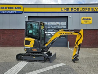 New Holland 2023 - E25D minikraan afbeelding 2 miniatuur
