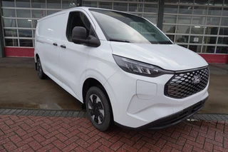 Ford E-Transit 2025 - Cust. 340 L2H1 136PK Trend 65 kWh Elektrisch image 2