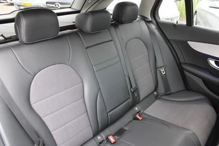 Mercedes-Benz C-Class 2018 - Estate 180d Business Sol. Avantgarde <<FACELIFT>> DIGI-DASH SFEER CARPLAY CAMERA TREKHAAK MULTIBEAM obrazek 14