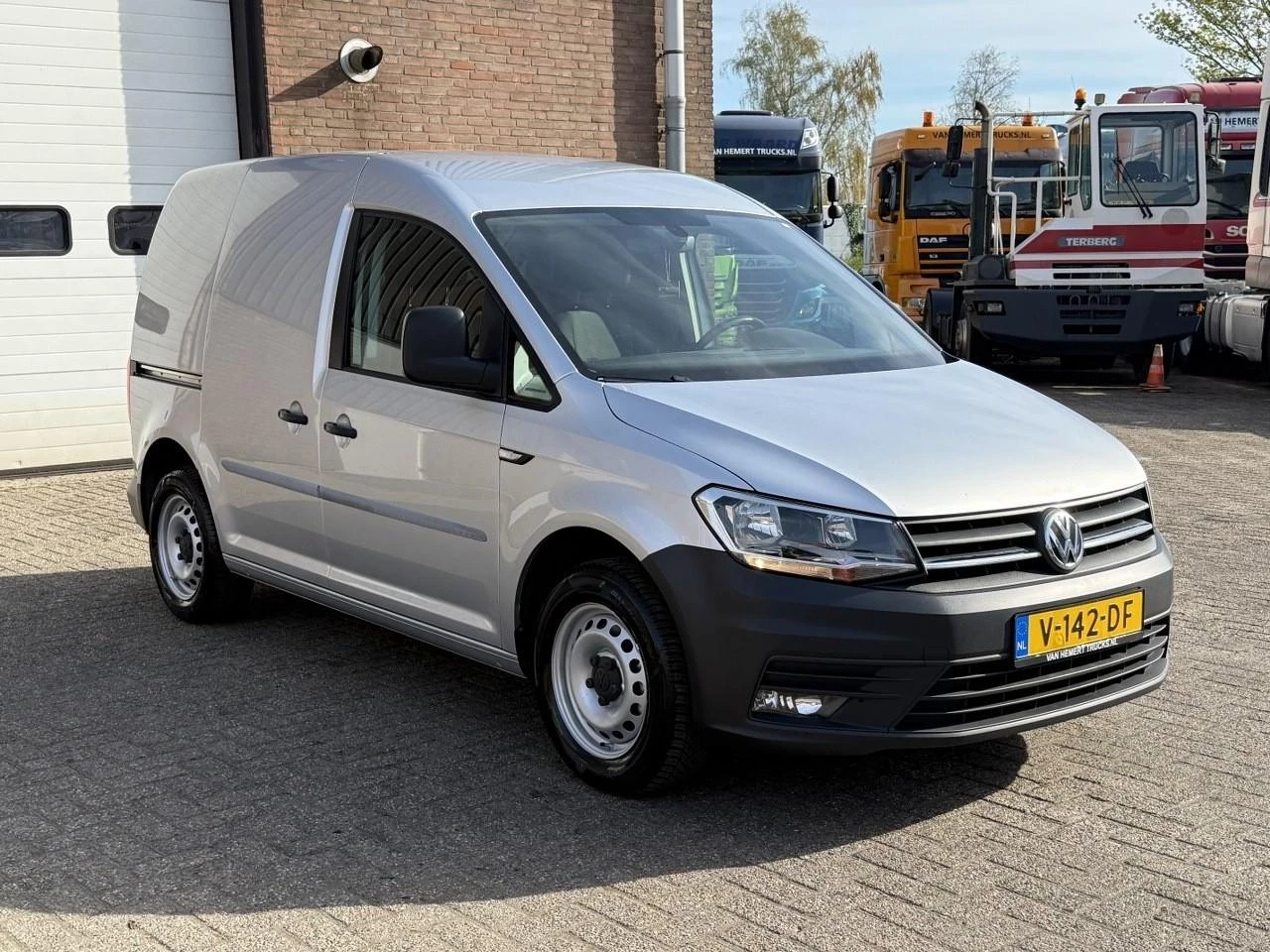 Volkswagen Caddy 2017 immagine 2