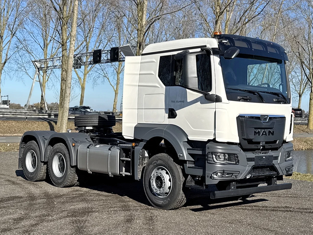 MAN TGS 2025 - 33.440 Premium Tractor Head (20 units) afbeelding 4