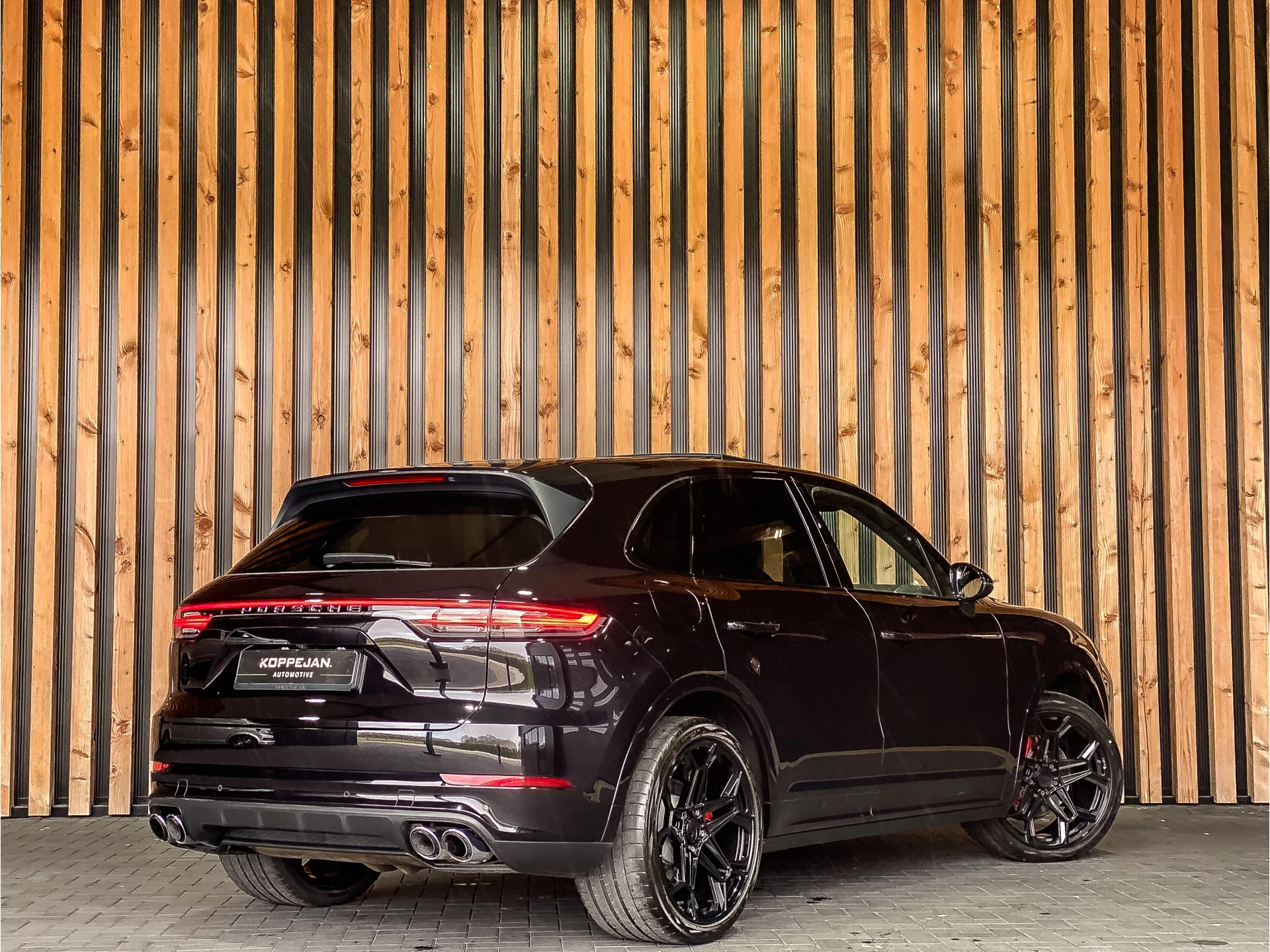 Porsche Cayenne 2018 - 3.0 V6 340PK Automaat afbeelding 3
