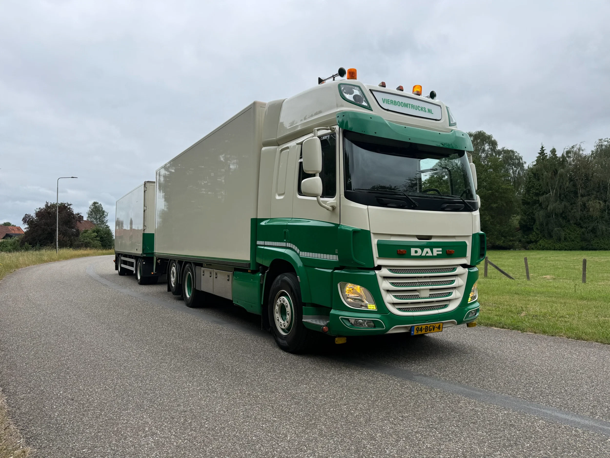 DAF CF 440 2016 - CF440 6X2 Bakwagen met 2 assige Floor schamel aanhangwagen NIEUWSTAAT afbeelding 2