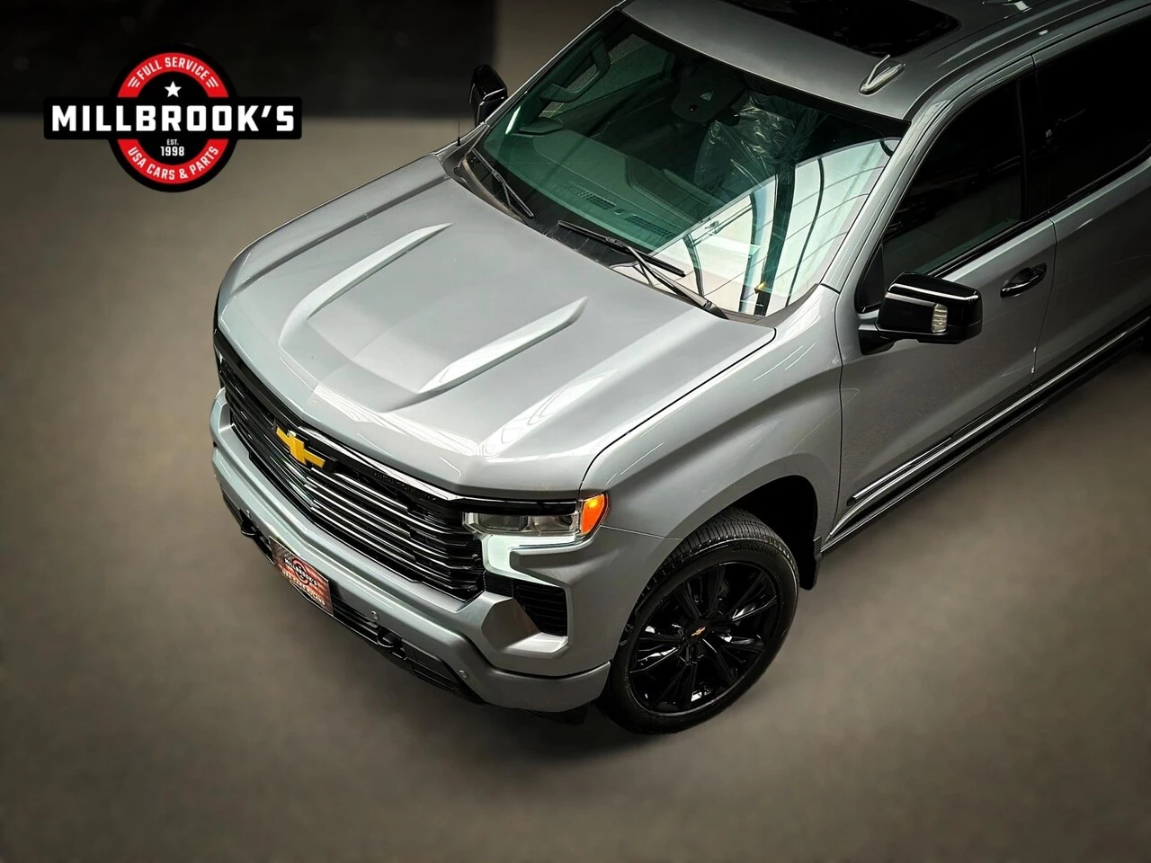 Chevrolet Silverado 2024 - Black Edition 6.2 V8 420 PK, image 3