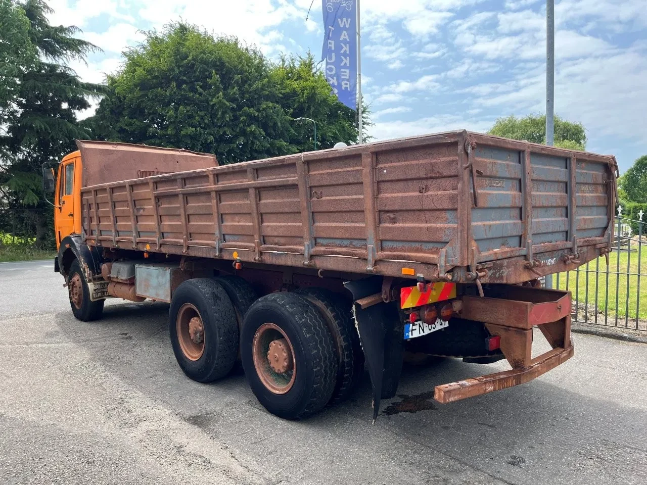 Mercedes-Benz SK 2628 1981 - 6X4 FULL STEEL SPRING KIPPER MANUAL GEARBOX afbeelding 11