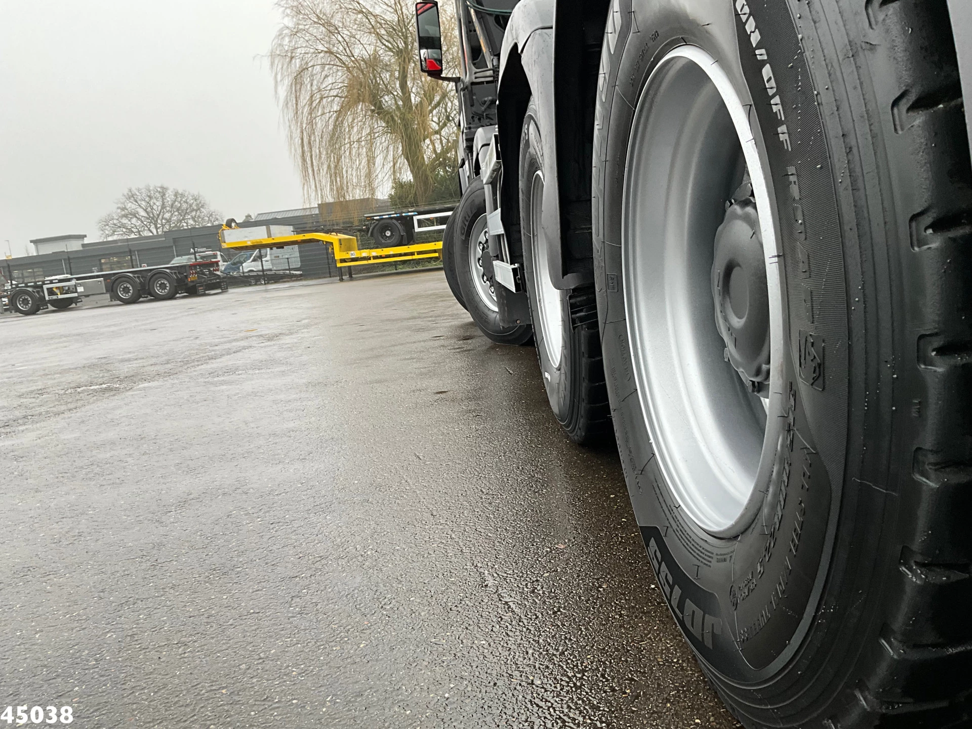 MAN TGS 2014 - 35.400 8x6 Euro 6 HMF 16 Tonmeter Z-kraan obrázek 9