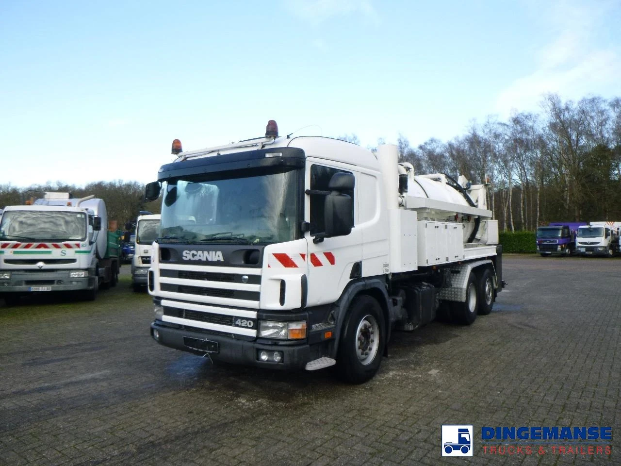 Scania P 2003 - P124-420 6x2 vacuum tank 10.5 m3 imagem 1