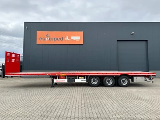 KAESSBOHRER N/A 2026 - new and unused Heavy-Duty flatbed / 690cm extendable / steering axle / lift axle / twistlocks / timberstakes / NL-trailer / APK: 04-2027 immagine 4