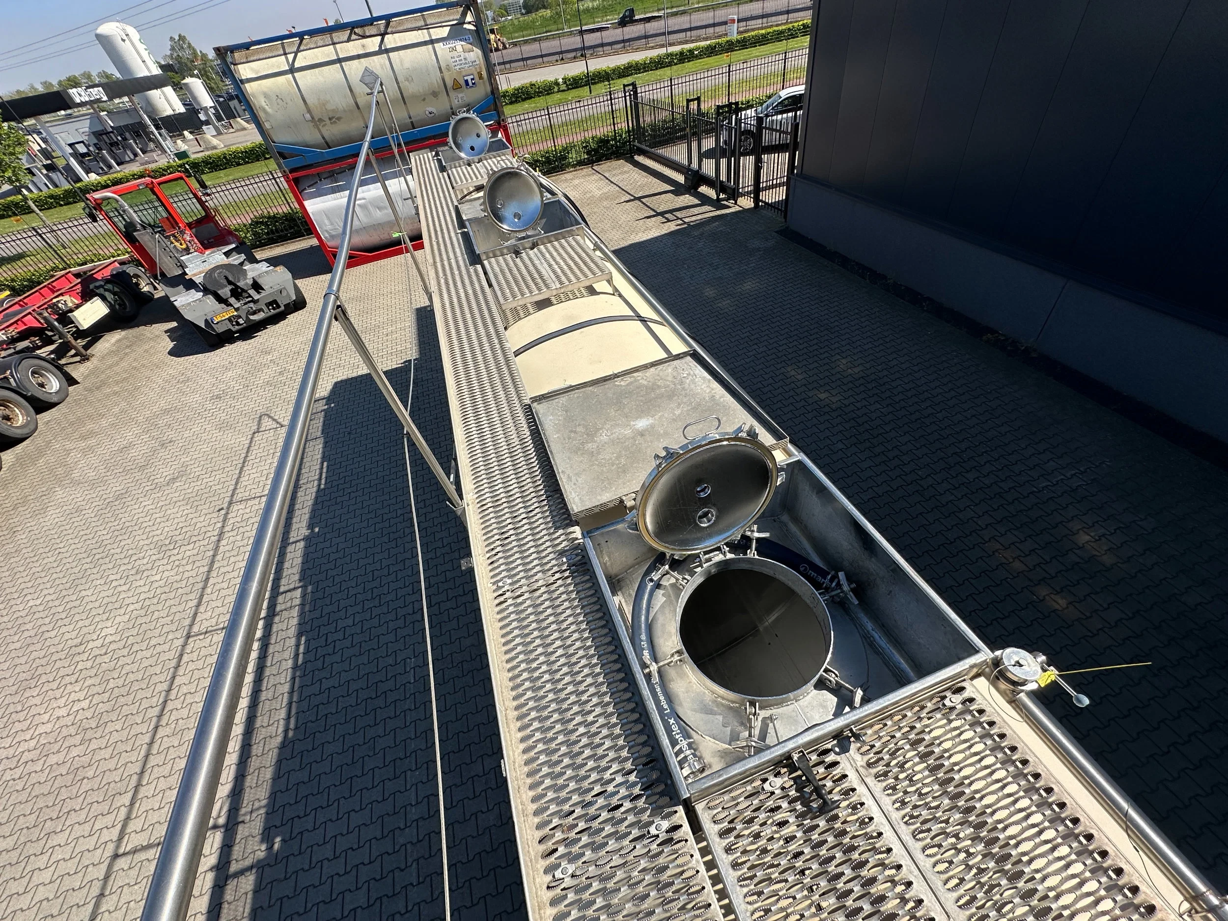 Feldbinder 1999 - FOOD / 33.500L / 2-COMP / LIFTAXLE / PUMP / ALCOA Bild 36