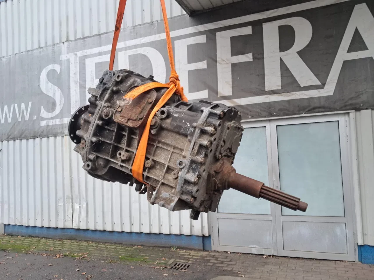 ZF - Gearbox ZF , 8 pieces in stock zdjęcie 28