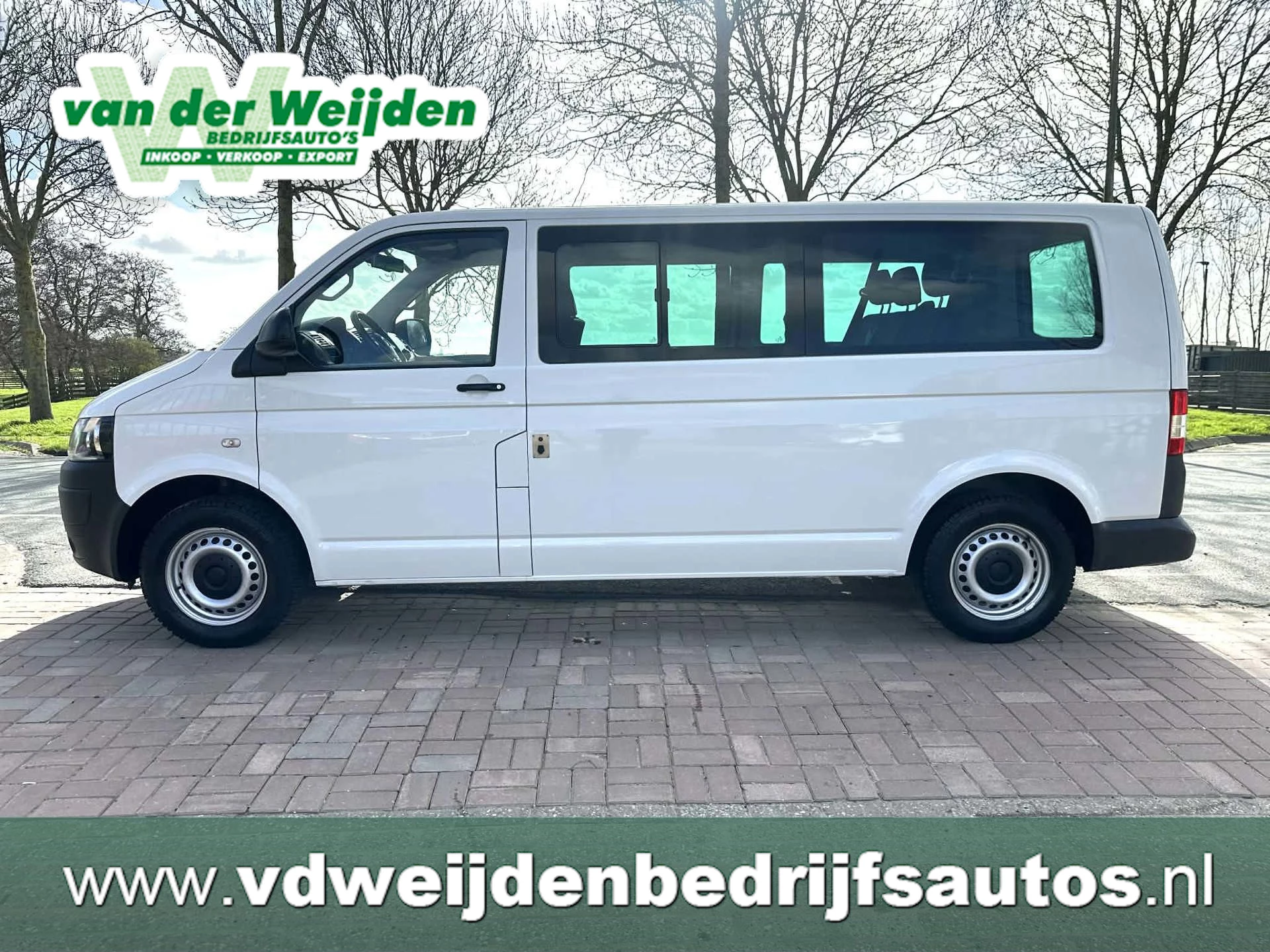 Volkswagen Transporter 2013 - Kombi 2.0 TDI L2H1 BlueMotion 3 + 3 + 3 Marge afbeelding 3