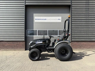 Solis 26 HST minitractor NIEUW BLACK EDITION hoge gazonbanden 2026 afbeelding 3 miniatuur