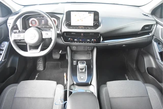 Nissan QASHQAI 2021 - 1.3 MHEV Xtronic Premiere Edition image 3 thumbnail