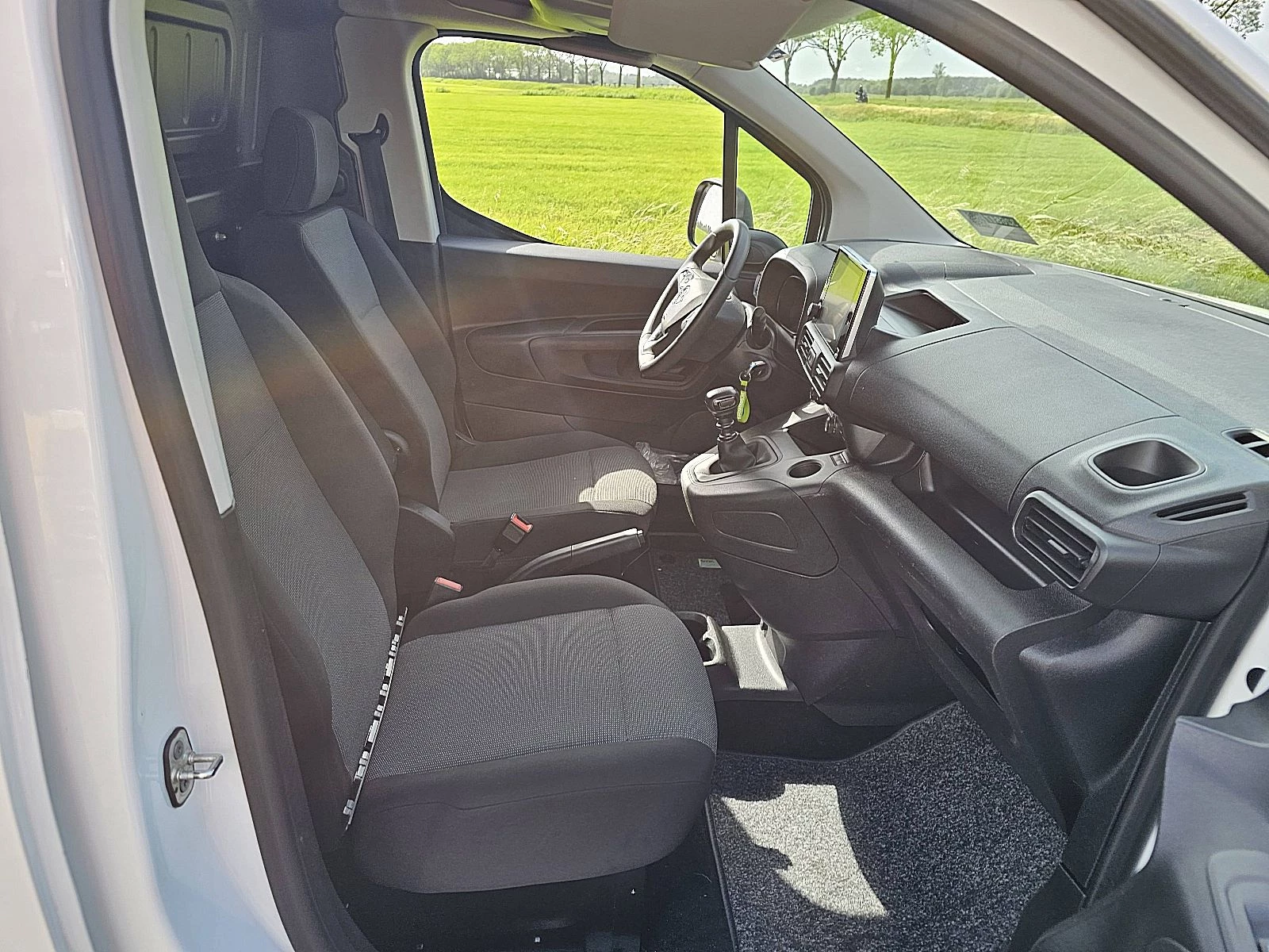 Opel Combo 2022 - 1.5 obrázek 7