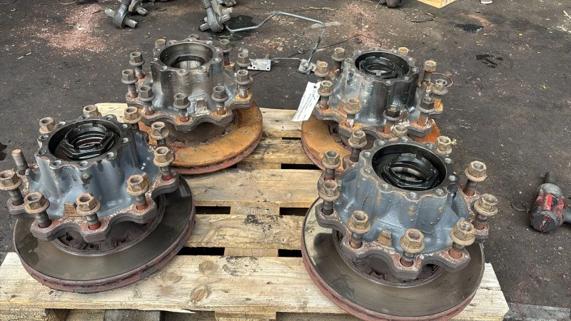 DAF - 1657637 / 1812161 / 2019802 / 2104395 WIELNAAF ACHTERAS afbeelding 1