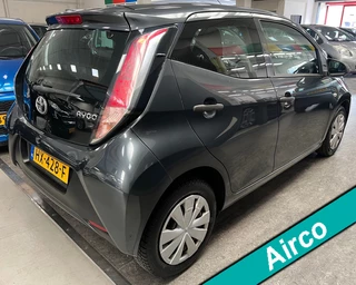 Toyota Aygo 2016 - 1.0 VVT-i x-now 2e Eigenaar - NAP - Cruise - Airco bild 2
