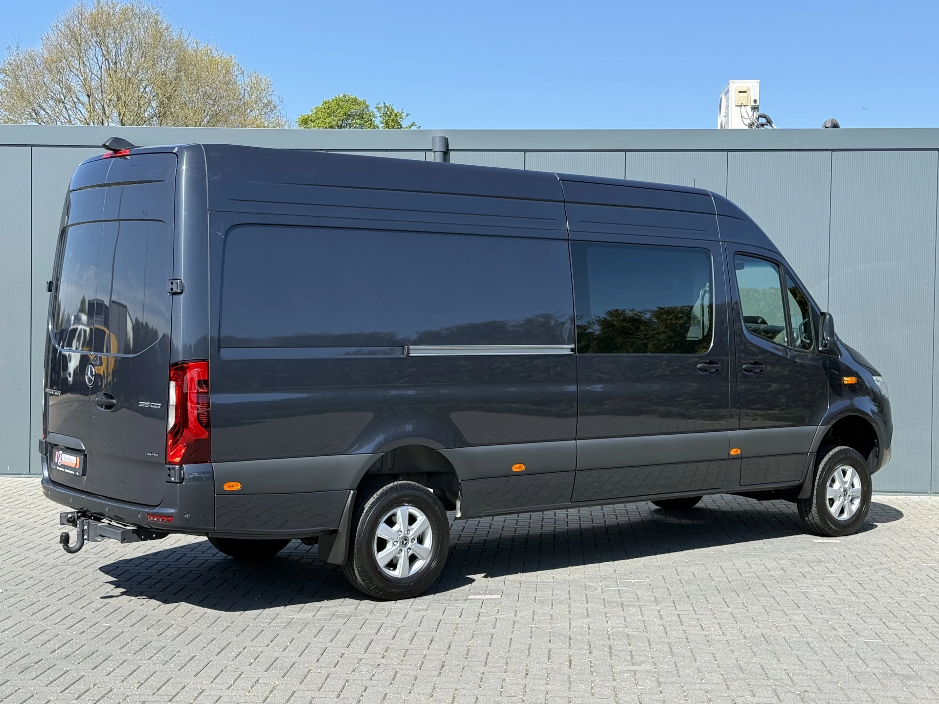 Mercedes-Benz Sprinter 2024 - 319 CDI 191 PK 4x4 AUTOMAAT FACELIFT BPM VRIJ !! / L3H2 / STUUR EN STOELVERWARMING / 2.8 TONS TREKHAAK / CAMERA / ADAPTIVE CRUISE / AIRCO......... ZEER COMPLEET !! Bild 3