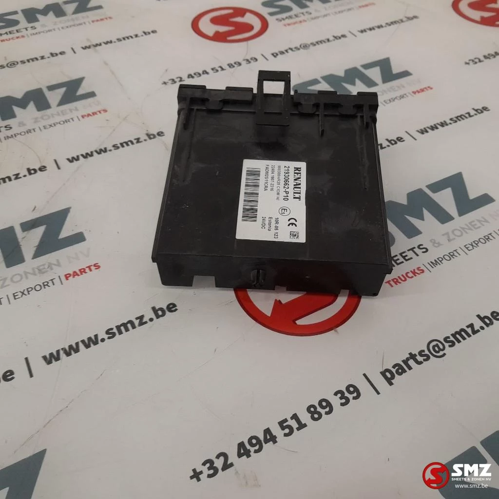 Renault - Occ ECU CIOMHI regeleenheid Renault image 2