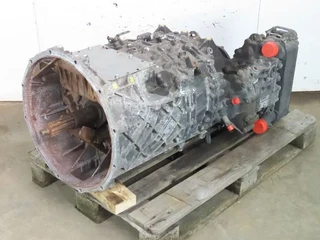 MAN - Gearbox & Clutch Parts Versnellingsbak 12AS2131TD à vendre