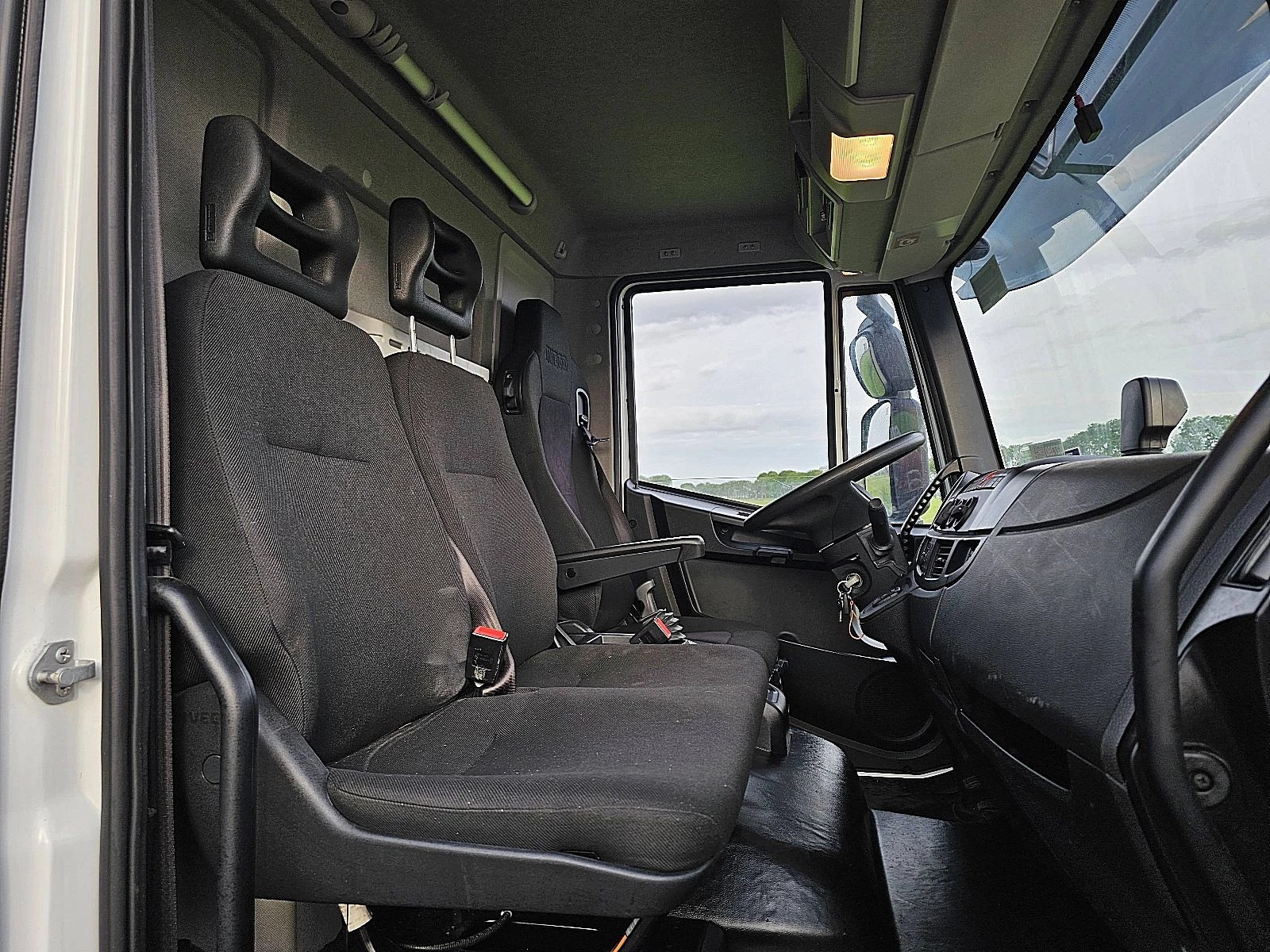 Iveco Eurocargo 2022 - 80E18 Bild 7