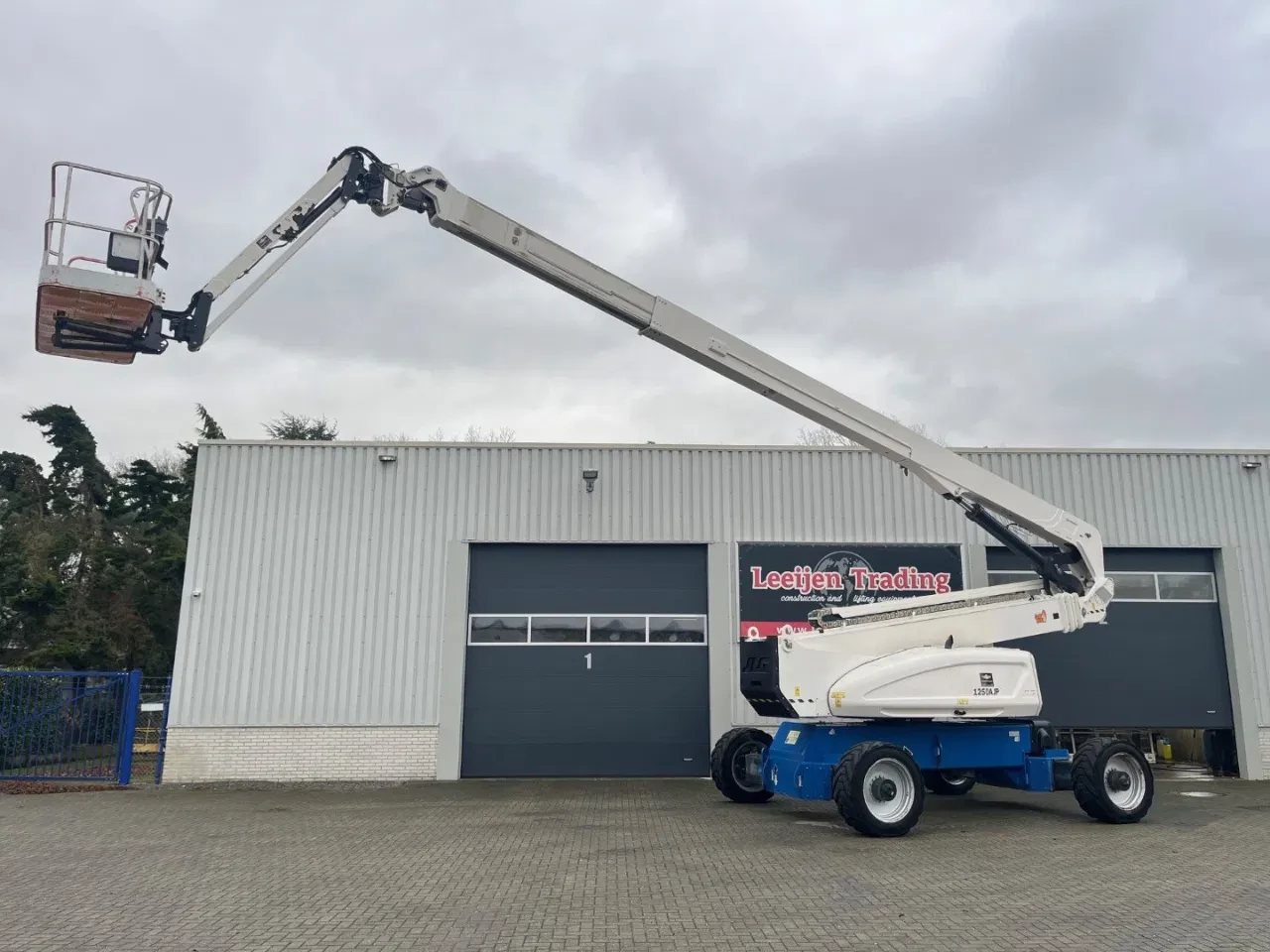 JLG 2013 - 1250 AJP 4x4x4 Articulated boomlift, 2013 Year! afbeelding 1