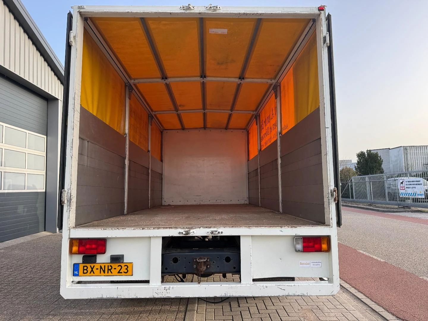 Iveco Eurocargo 2010 - ML120EL18 EURO 5 EEV, Steel suspension imagem 5