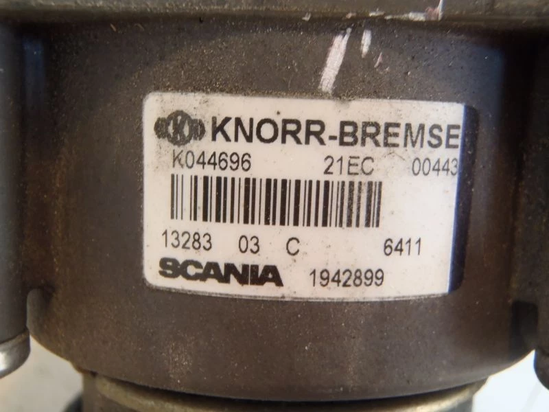 Scania - 1942899 VOETREMVENTIEL obrázek 2