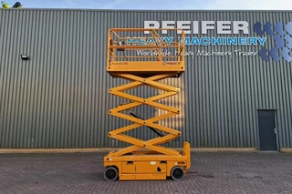 Haulotte 2011 - Compact 10 Electric, 10m Working Height, 450kg Cap immagine 2 miniatura