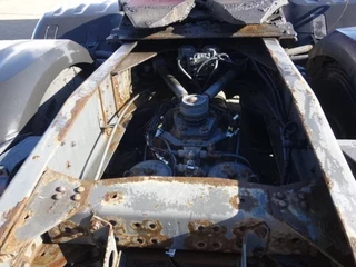 DAF XF 106.510 2015 - 6x4 manual gear,drum braeks in the beak image 15