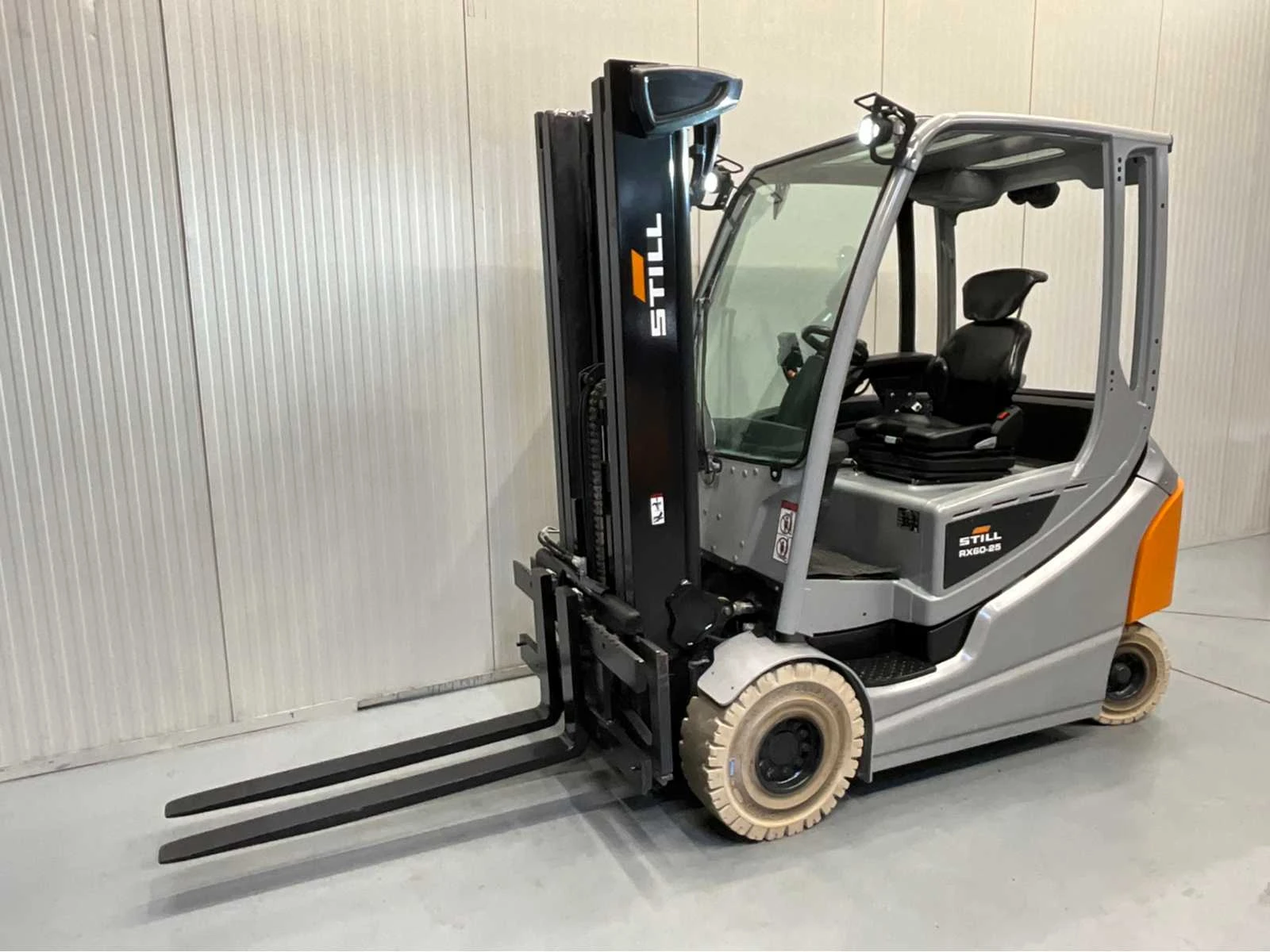 Still 2021 - RX60-25 Triplex- Freelift - Sideshift zdjęcie 1