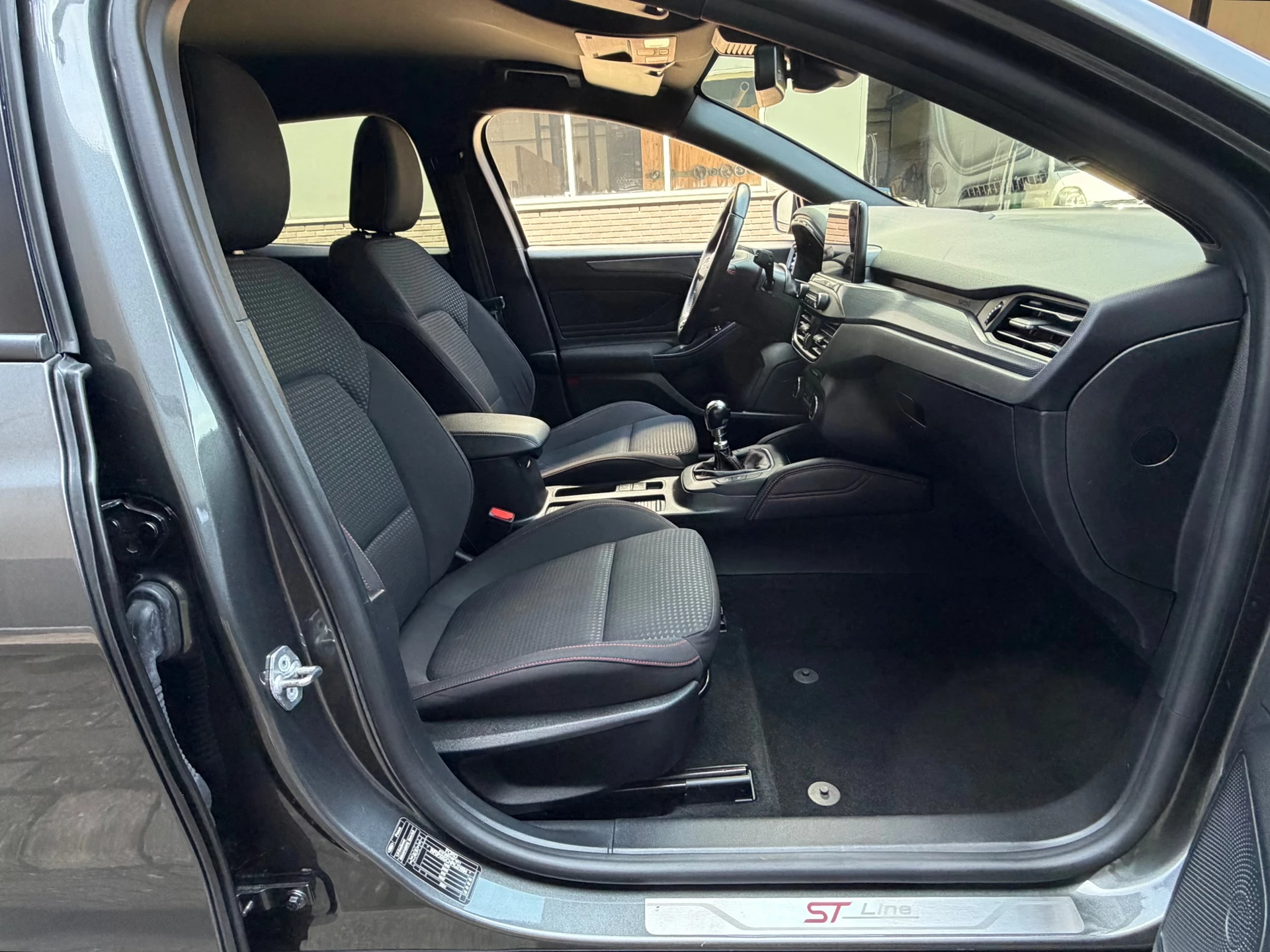 Ford Focus 2019 - Wagon 1.0 Vignale ST-Line bj.2019 Camera|Navi|Pdc|Trekhaak. afbeelding 10