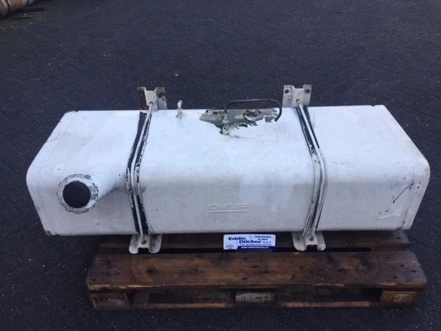 DAF - 200 LTR FUEL TANK 112X65X47 CM afbeelding 1