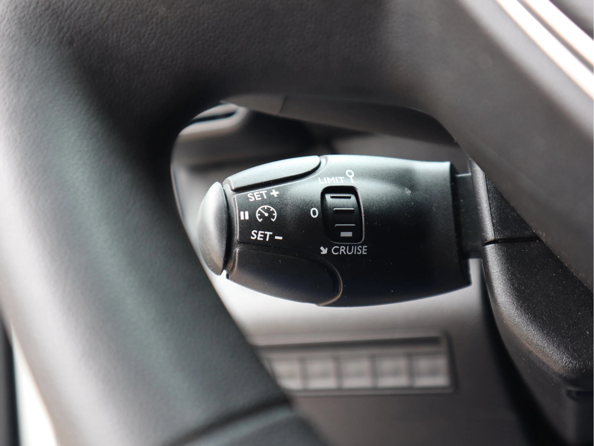 Peugeot e-Partner 2023 - 50 kWh Lang L2 - Apple Carplay - Snelladen - Camera - 1e Eigenaar obrázek 14