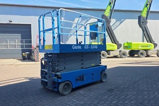 Genie 2015 - GS3246 Electric, Working Height 11.75 m, 318kg Cap image 3 miniature