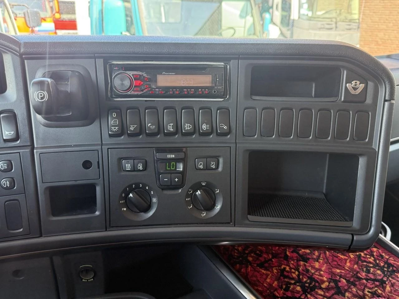 Scania R 2011 - R500 V8 image 13