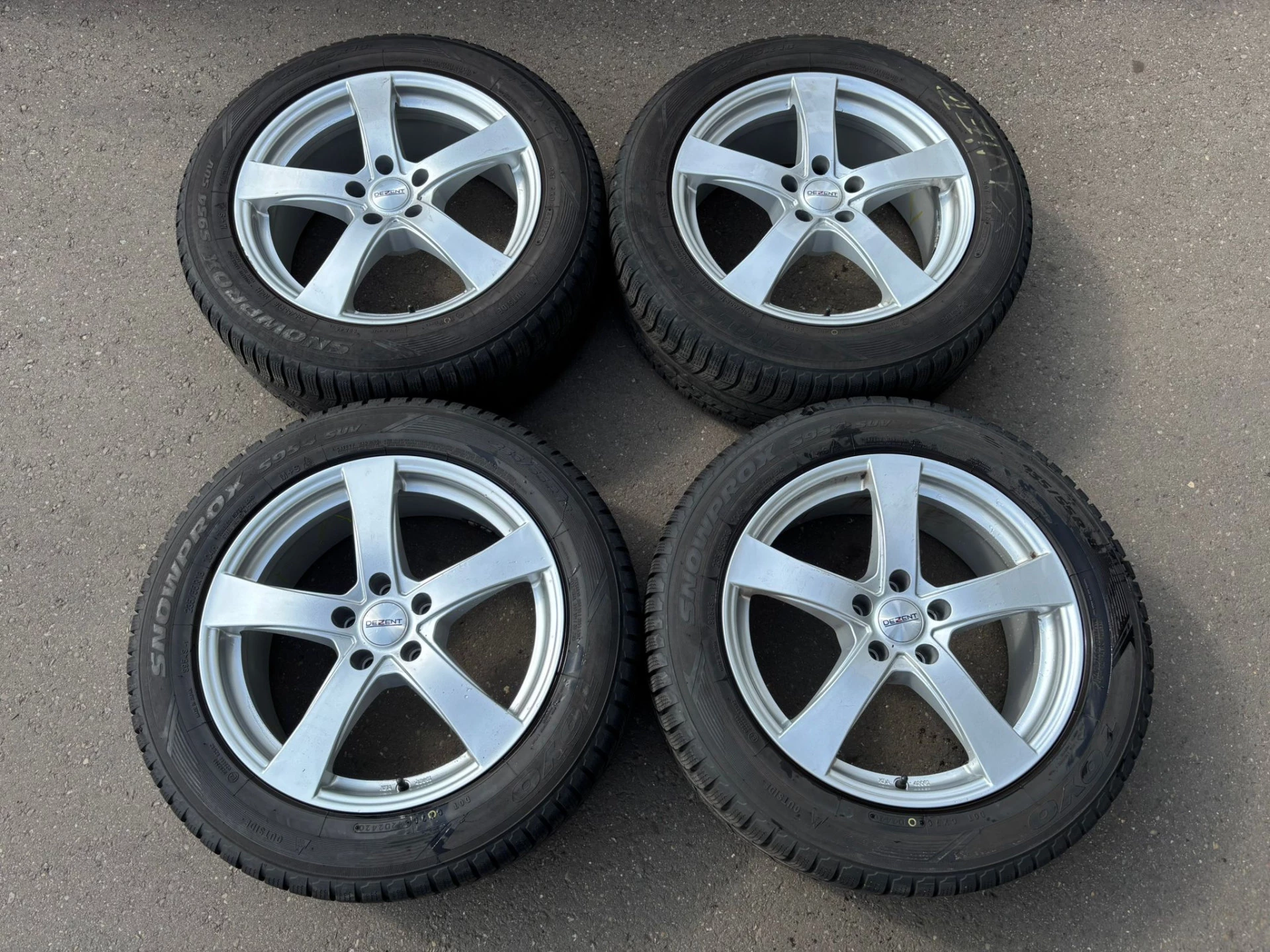 Denzent TREG velgen + Toyo Snowprox winterbanden set t.e.a.b. afbeelding 1