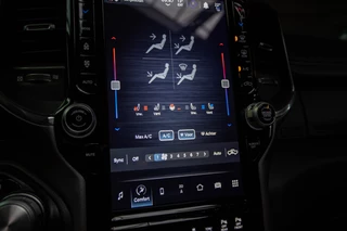 Dodge Ram 1500 2024 - 5.7 V8 Laramie Night immagine 25