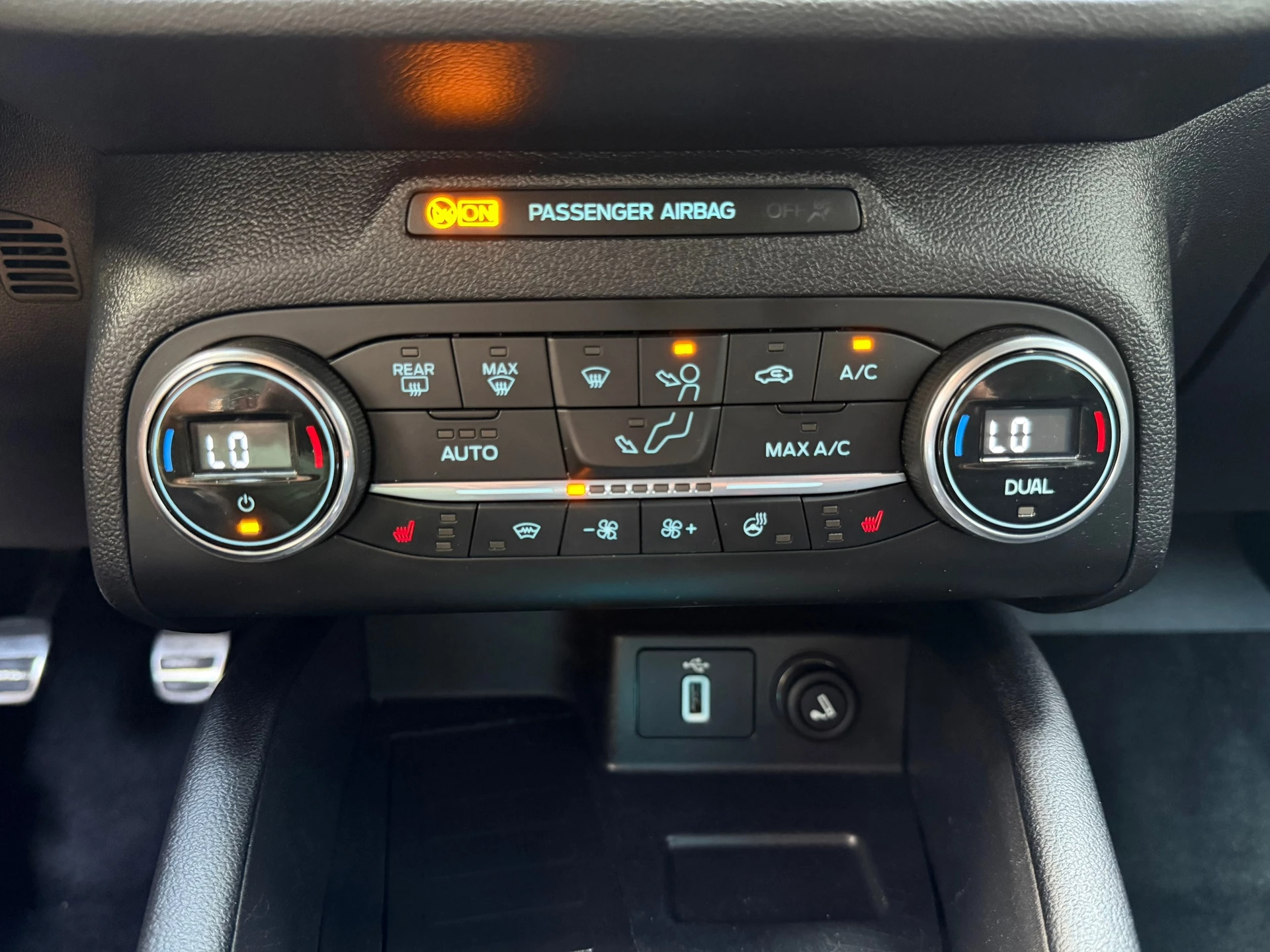 Ford Focus 2019 - Wagon 1.0 Vignale ST-Line bj.2019 Camera|Navi|Pdc|Trekhaak. afbeelding 18
