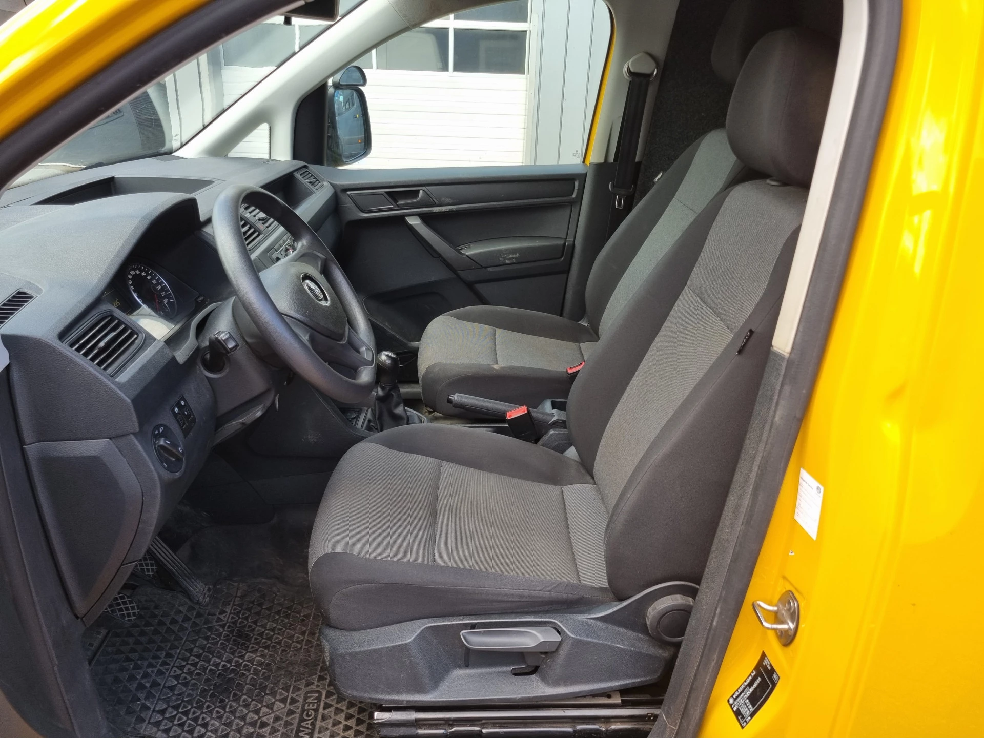 Volkswagen Caddy 2019 - 2.0 TDI L1H1 AIRCO, CRUISE. TREKHAAK,EURO6 afbeelding 3
