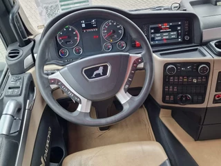 MAN TGX 2020 - 18.510 4x2 - Lowdeck - Custom interior - Full air - Night clima - Euro 6 - Alloy wheels image 11