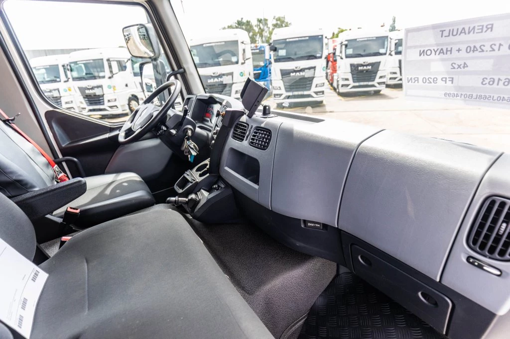 Renault 2020 - D12.240+HAYON ANTEO 1.7T. zdjęcie 20